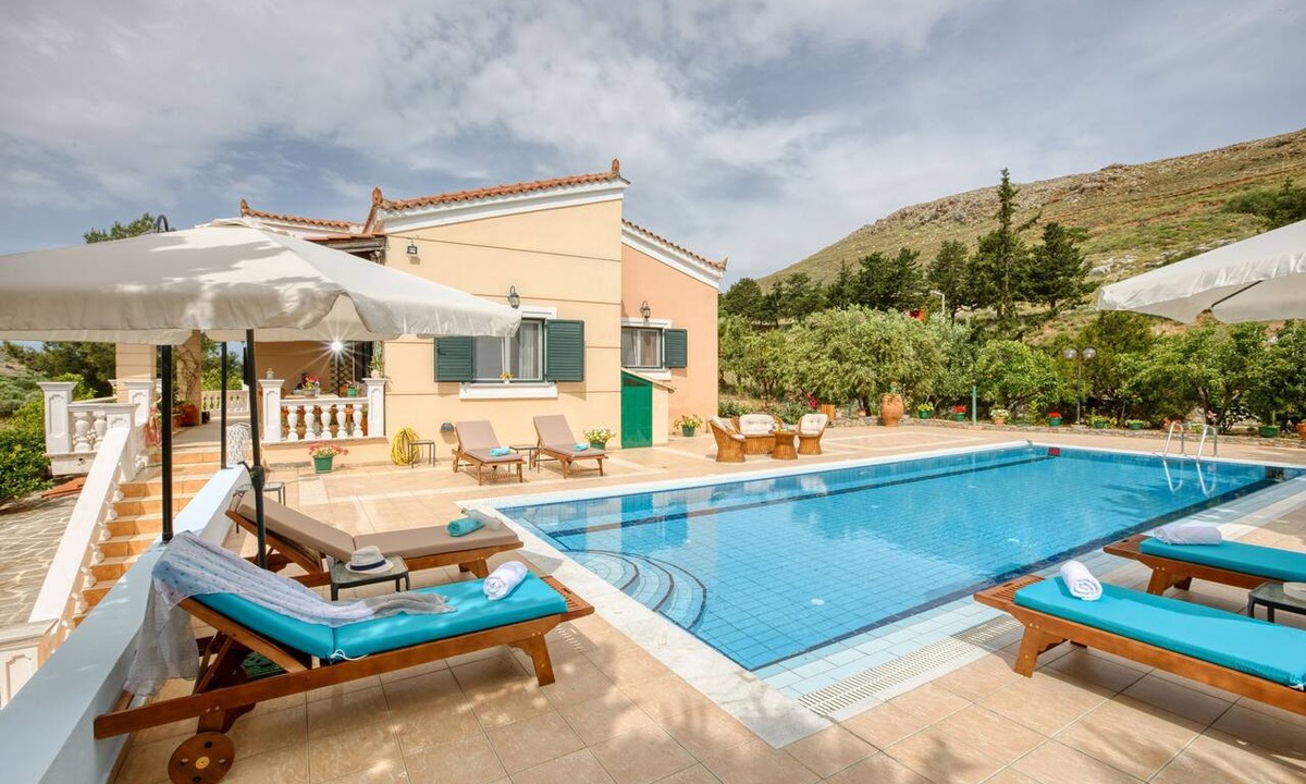 Kastelli Villa | Villa AnnaMaria wtih Swimming Pool