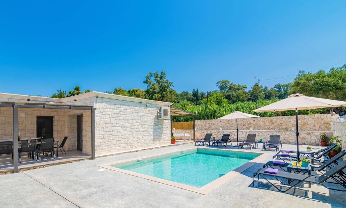 Zakynthos Town Villa | Villa Casa Liveris by Villa Plus
