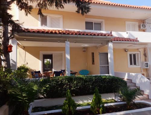 Loutraki House | Villa Celine Loutraki