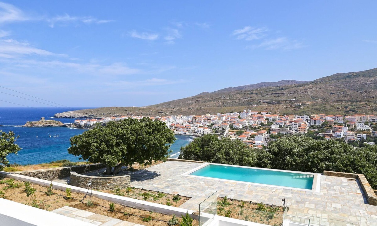 Paleopolis Villa | Villa Chora - Six Bedroom Villa, Sleeps 12