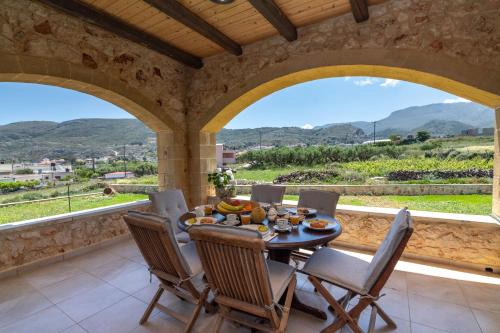 Platanos Villa | Villa Chrysseva