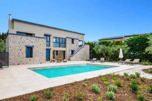Agios Nikitas Villa | Villa Cypressa by Villa Plus