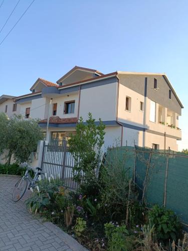 Divjake Apartment | Villa Daka