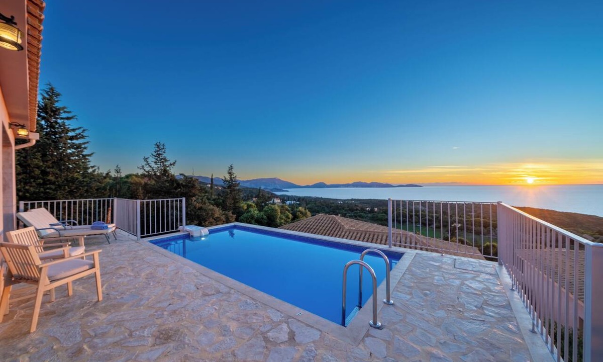 Manganos Villa | Villa Dioni-Ocean view from every room, spacious and very clean.