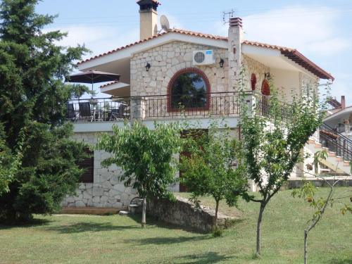 Afytos Villa | Villa George