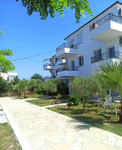 Golem Hotel | Villa Gozhina