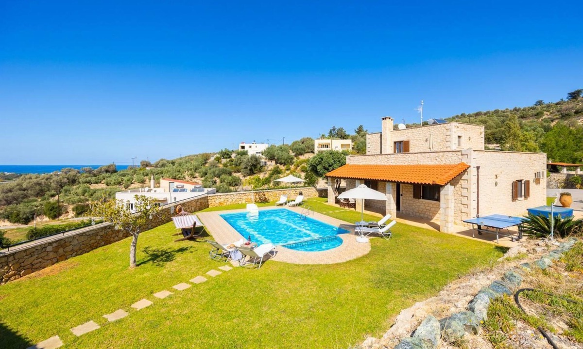 Giannoudion Villa | Villa Hara Faragi - Three Bedroom Villa, Sleeps 7