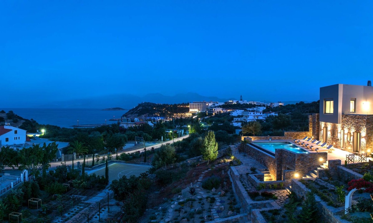 Agios Nikolaos Town Villa | Villa Hermione. Life in crete