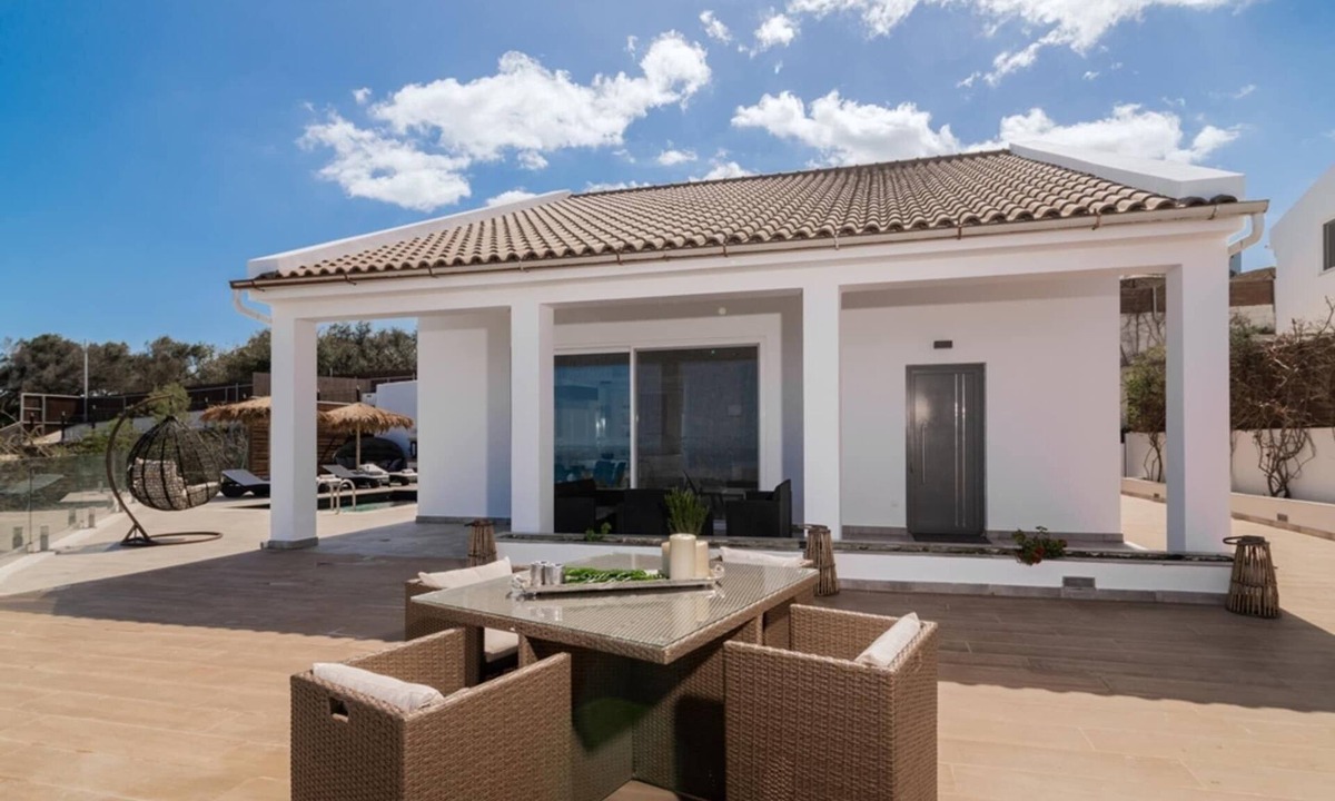 Tsilivi Villa | Villa in Zante with Private Pool & Sea Views