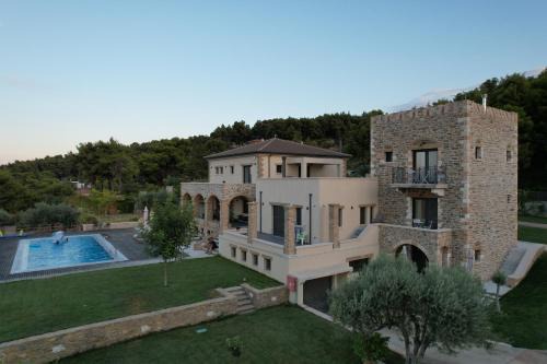 Oropos Villa | Villa Kalamos/Sea View and Pool nearby Athens