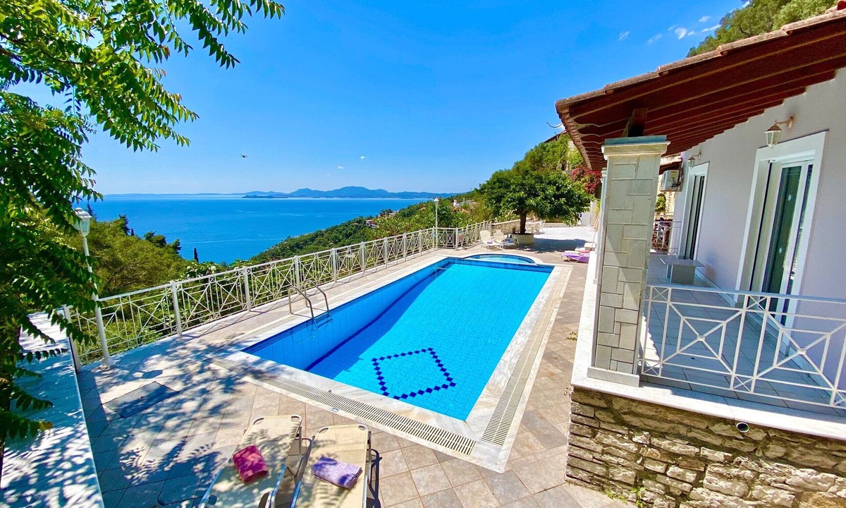 Nisaki Villa | Villa Kaminaki Fantasia with private pool
