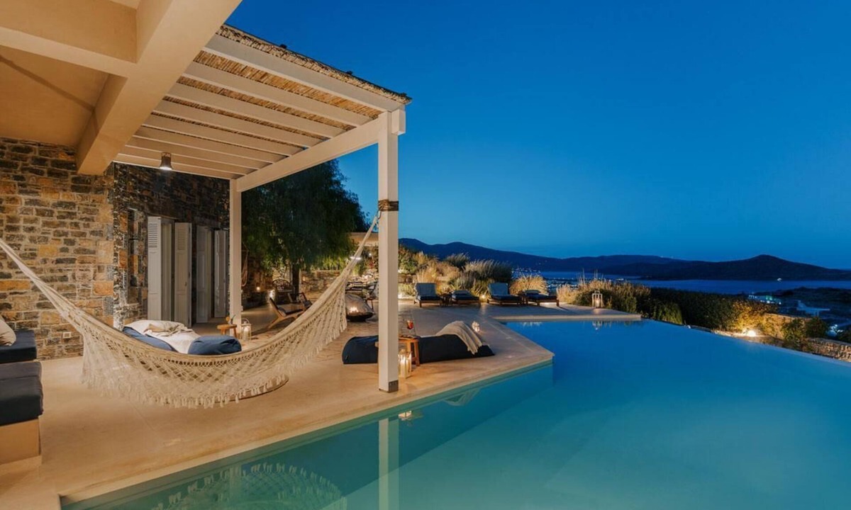 Elounda Villa | Villa King with a heated pool