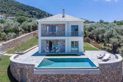 Skopelos Town Villa | Villa Kingstone