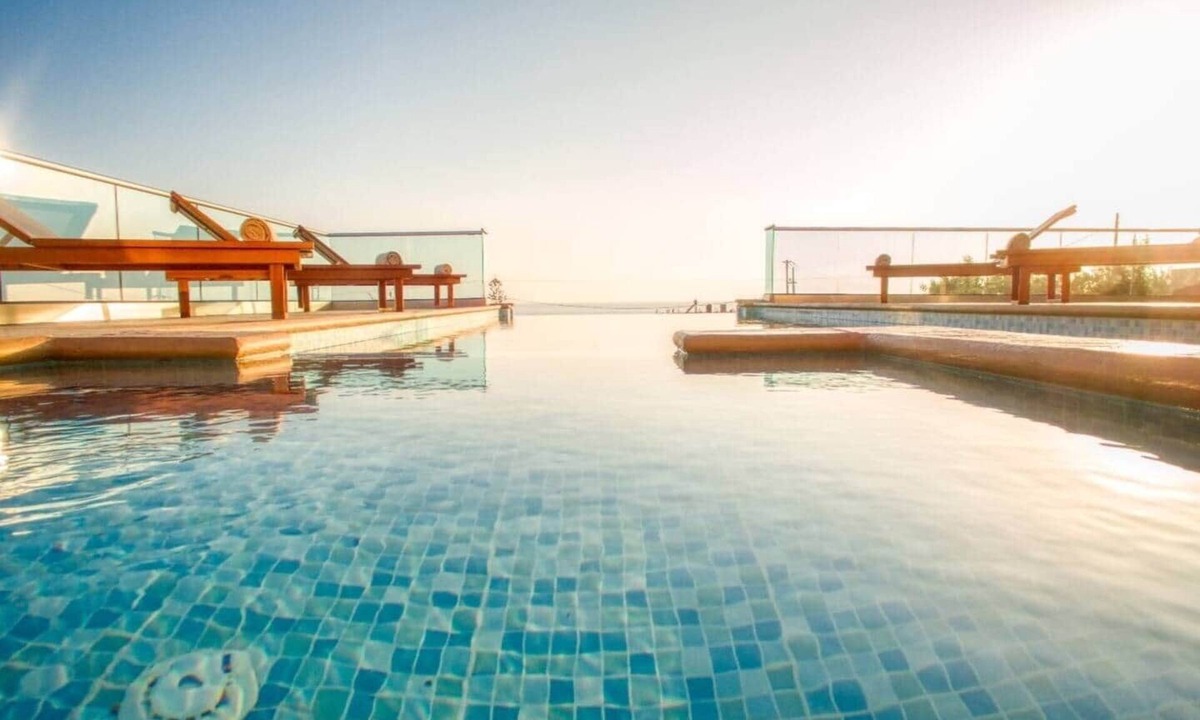 Limeniskos House | Villa Kore, close to the beach, pool, jacuzzi, BBQ
