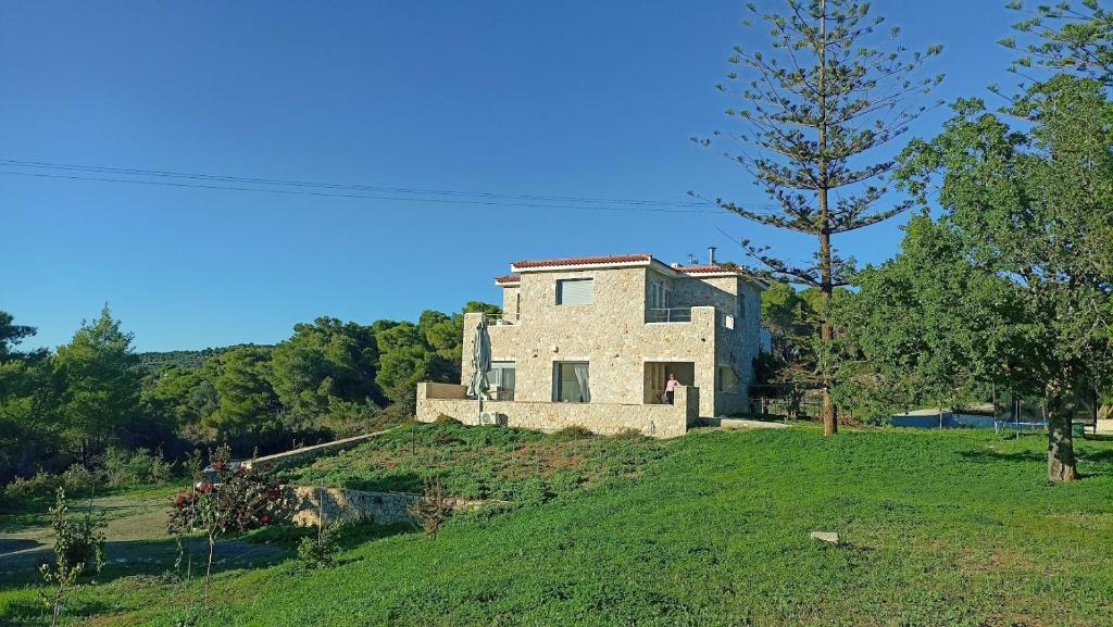 Ermionida House | Villa La Fontaine - Private Estate 4,000m2