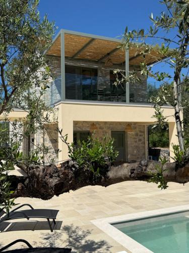 Lefktron Villa | Villa Marinaki