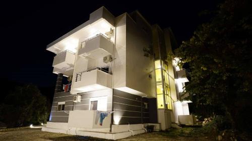 Borsh Hotel | Villa Mimoza