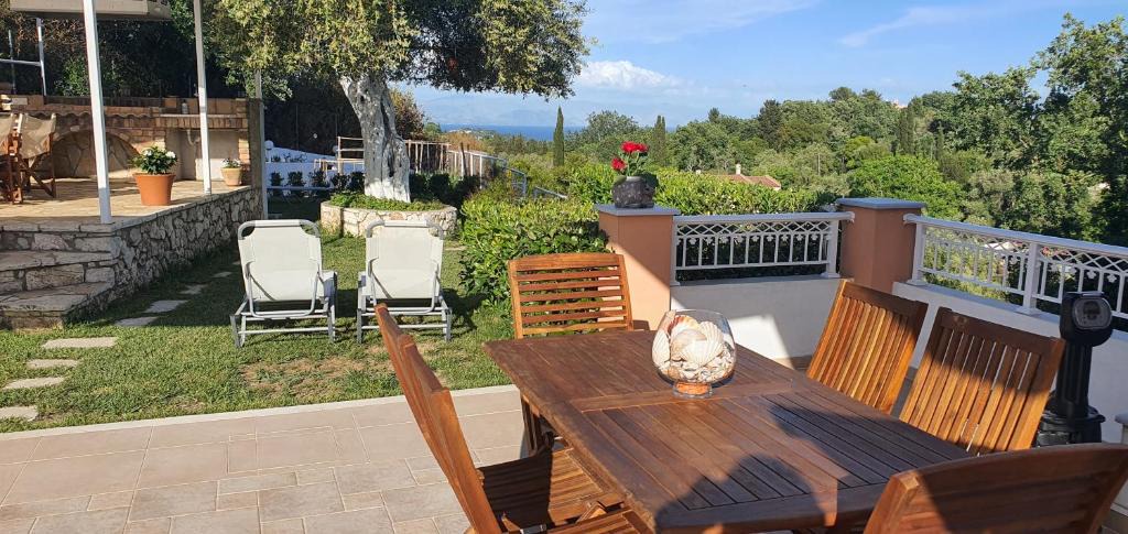 Tzavros Apartment | Villa Miranda