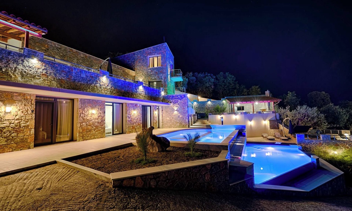 Skiathos Town Apartment | Villa Noa Exclusive 4 Bedrooms