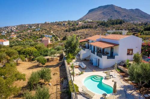 Plaka House | Villa Olive Garden