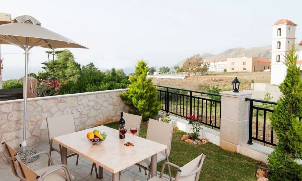 Panormos Villa | Villa Ortansia - 4 Bedrooms, Few Steps from the beach