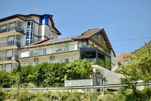 Zues House | Villa Osmani