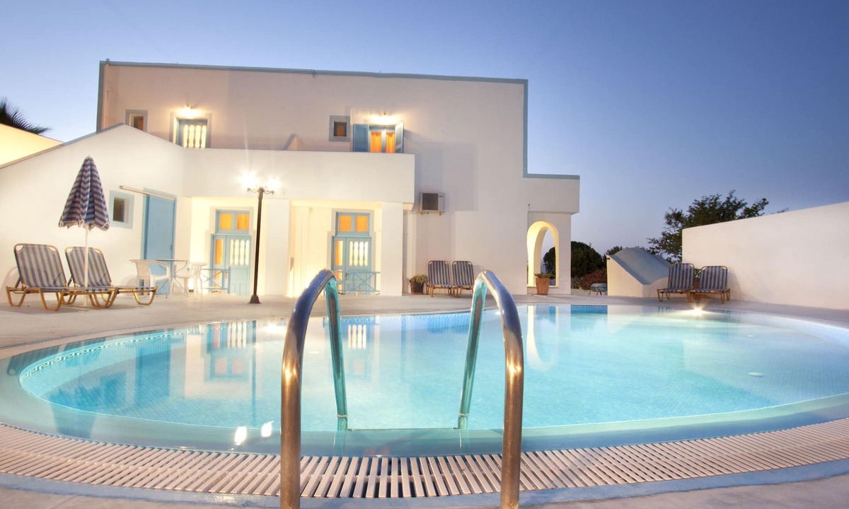 Karterados Hotel | Villa Pelekanos