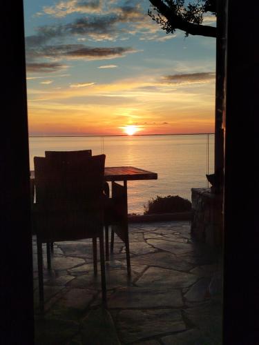 Agios Matthaios Villa | Villa Phoebus