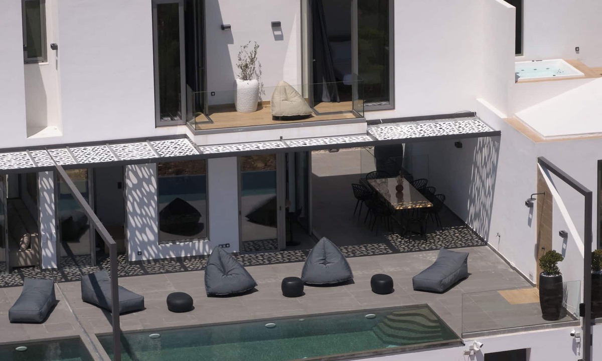 Kilada Villa | Villa Porphyra