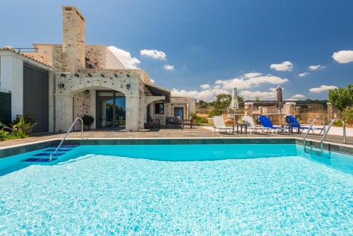Douliana Villa | Villa Resi