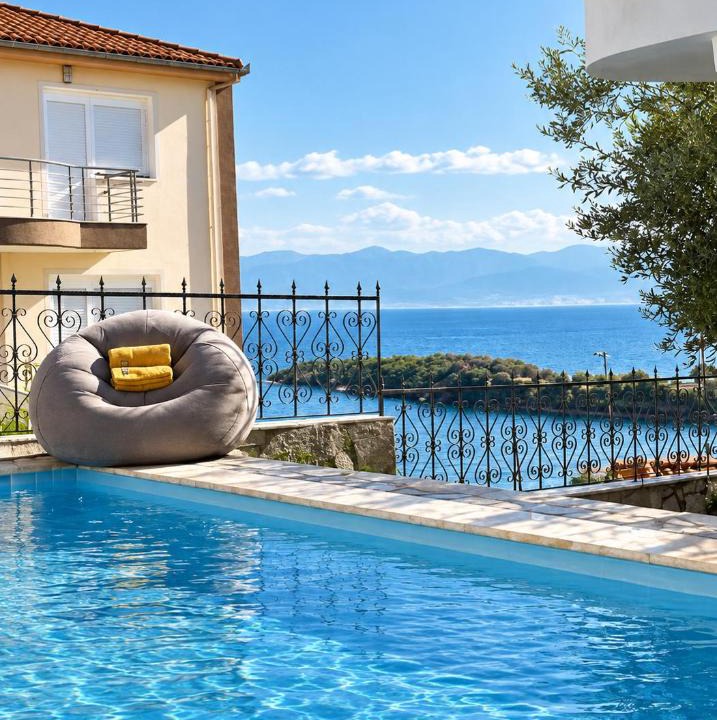 Volos Villa | Villa Seaside View Complex with Shared pool