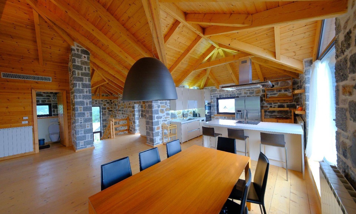 Moscopole House | VIlla St. Mary