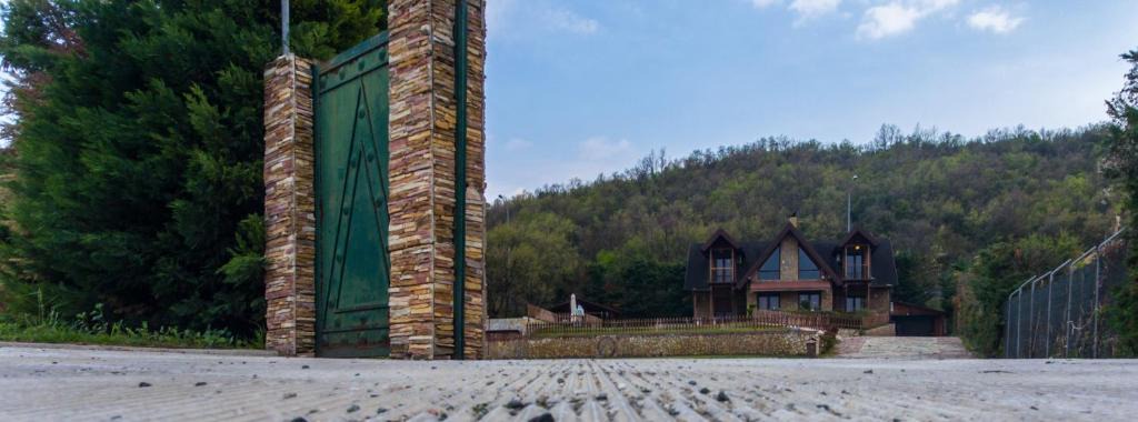 Almopia Villa | Villa Tuman
