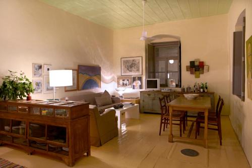 Idhra Villa | Villa Vega