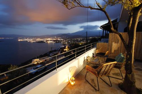 Ellinika Apartment | Villa Veranda