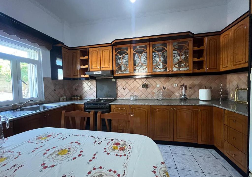 Lazarat Villa | Villa Victoria