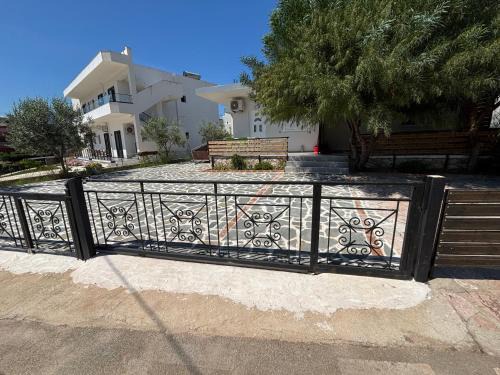 Ksamil Apartment | Villa Zotaj 2