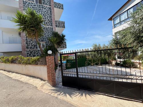 Ksamil Apartment | Villa Zotaj