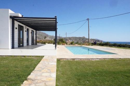 Afiartis Villa | Villas By George