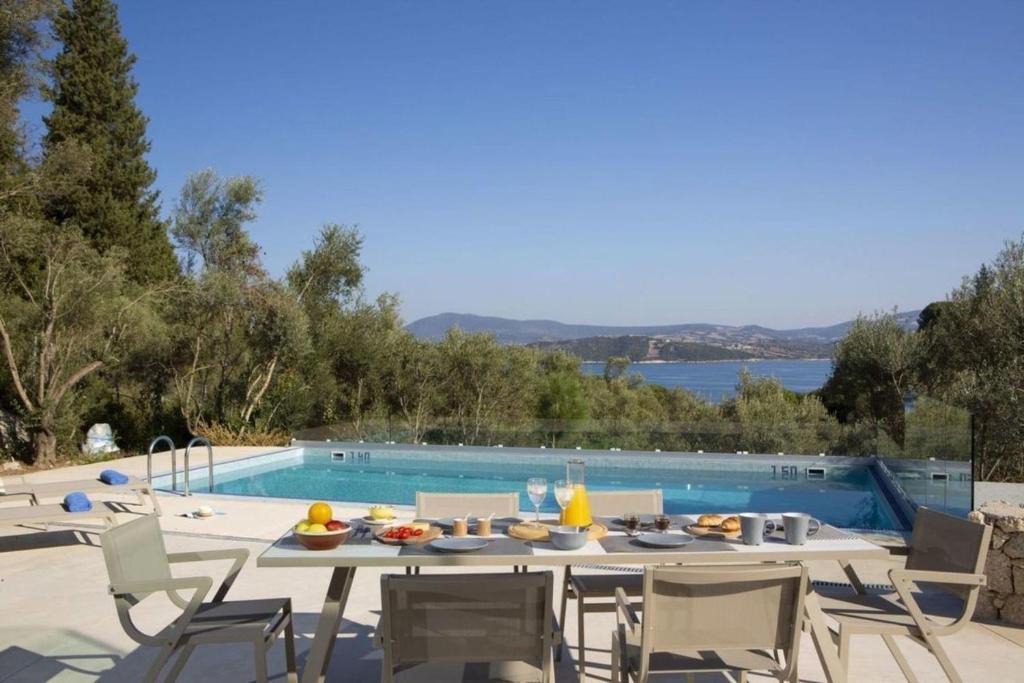 Katouna Villa | Villas Harriet - 300 meters from the sea
