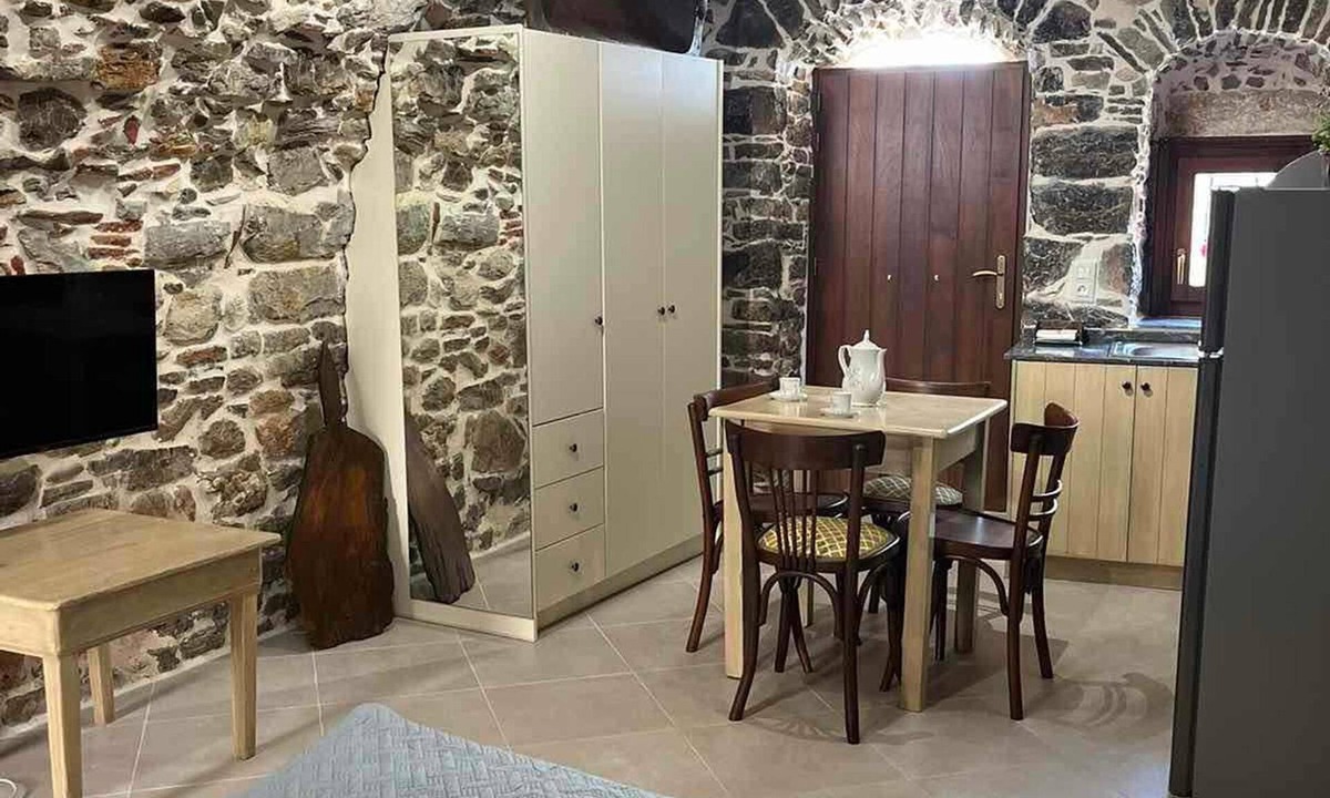 Olympi House | Vlychos Olympi Lodge 1 - Chios Cozy Getaway