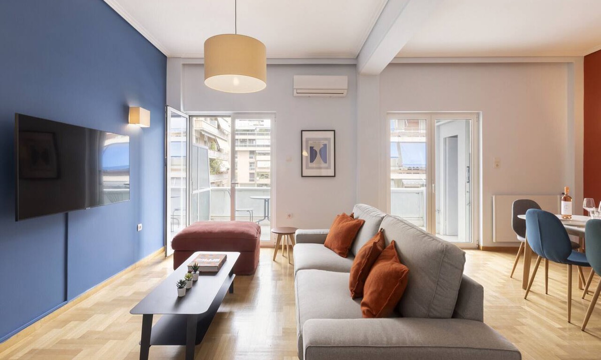 Athens Apartment | Volanaki4 - A happy 2 Bdr apartment that has a