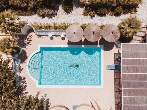 Koutouloufari Hotel | White Blue Villa formerly Ippocampi