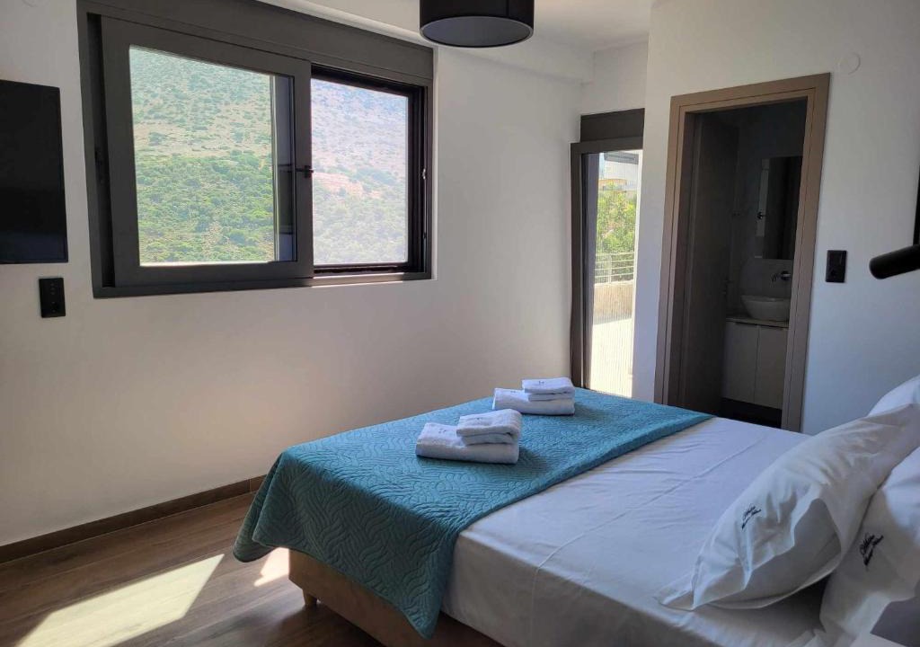 Sisai Apartment | White Boutique Homes - Euphoria