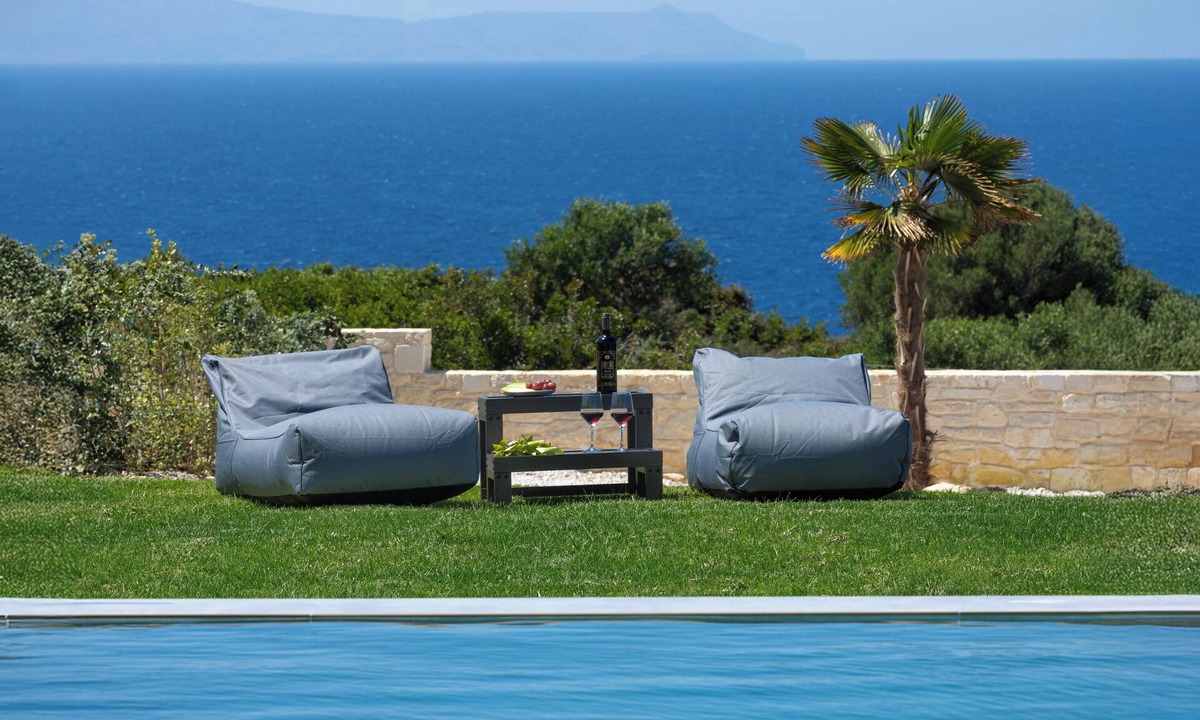 Chania Villa | White Stone Elegance with Pool, Jacuzzi & Golden Sunsets