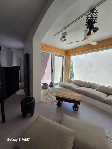 Golem Villa | White Villa