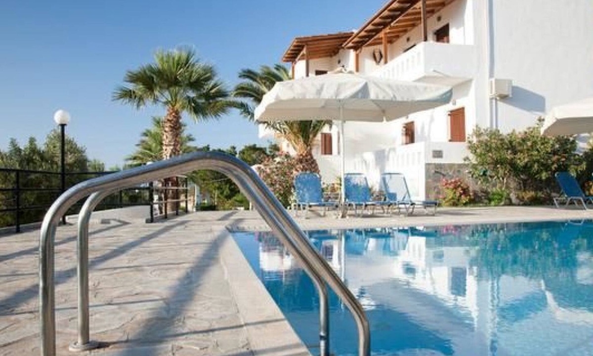 Istron Apartment | Wohnung Michalis in Agios Nikolaos mit Balkon by Interhome