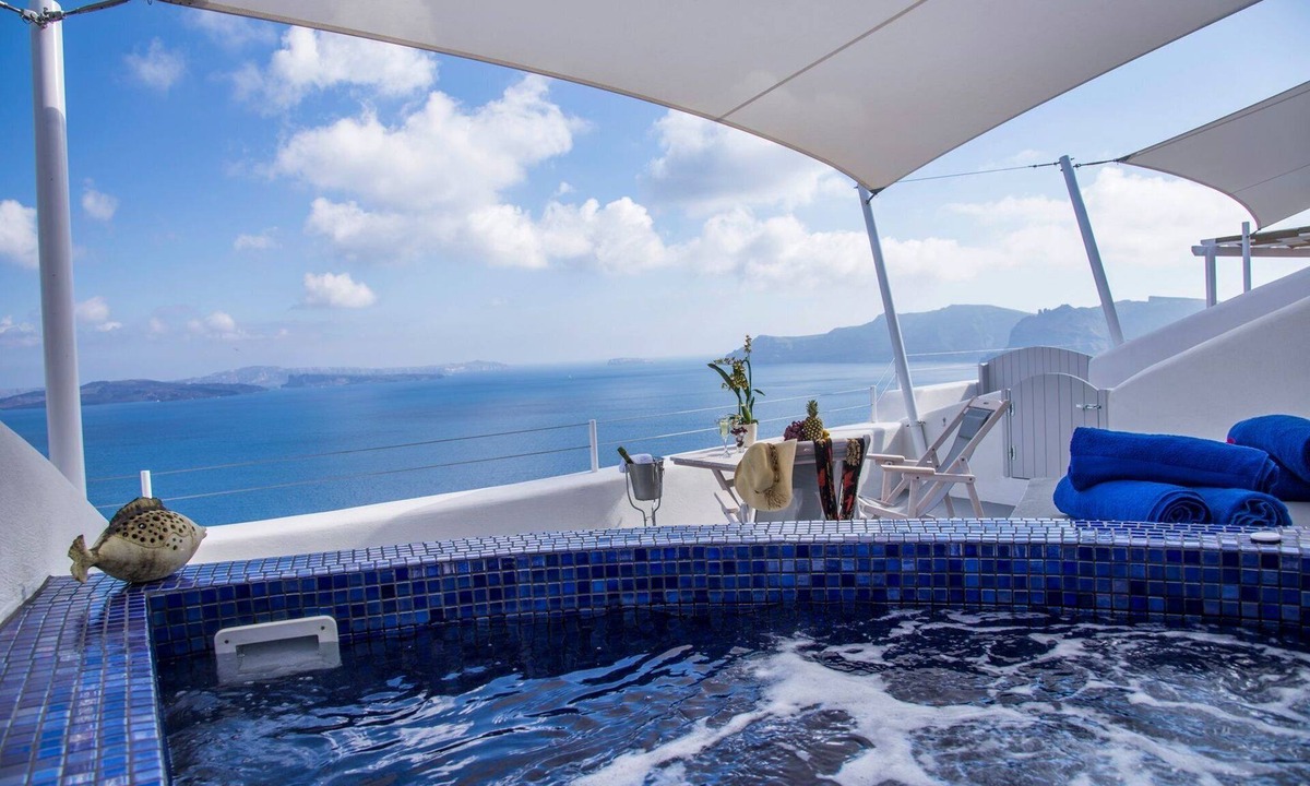 Oia Villa | Wonderful Santorini Villa | Villa Narain | 1 Bedroom | Breathtaking Caldera.