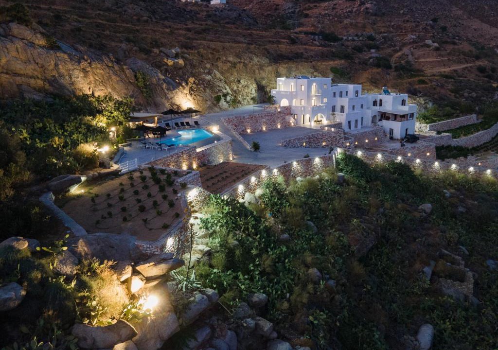 Naxos Town Villa | WOW Panoramic View Deluxe Villas