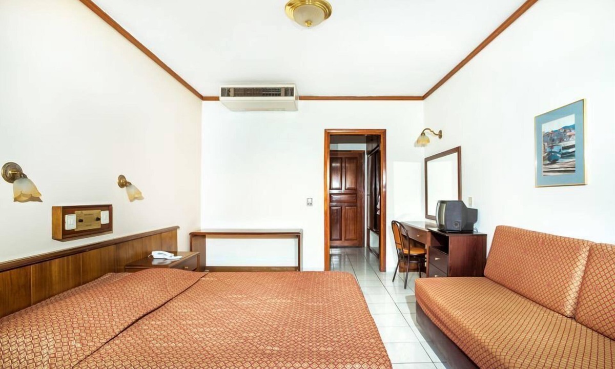 Ouranoupoli Hotel | Xenios Theoxenia Hotel